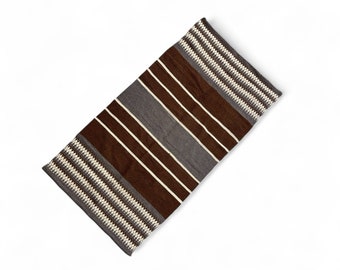 Vintage Wool Throw Rug - Geometric Boho Wall Hanging (46 x 24)