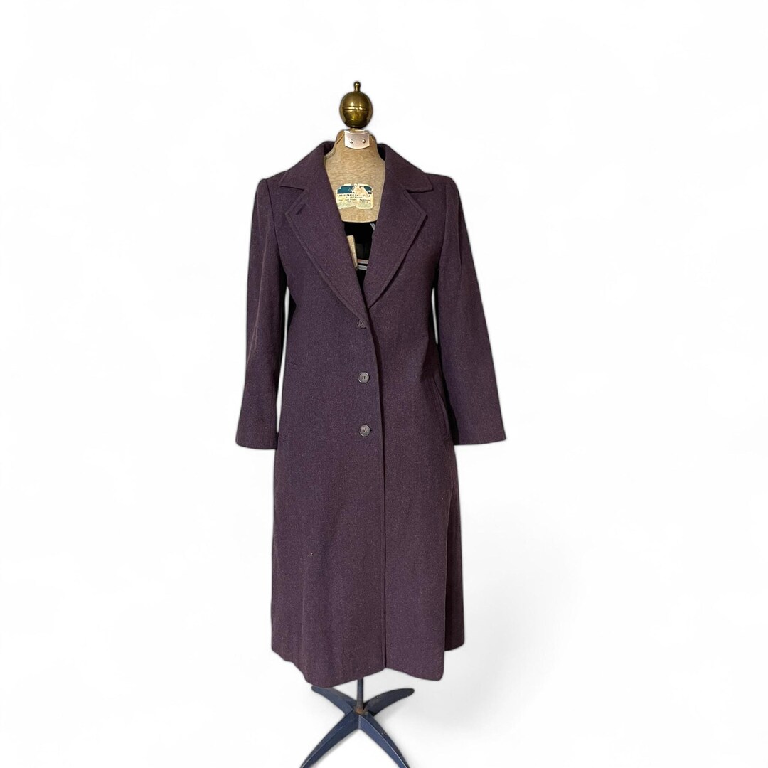 Vintage Women's Pendleton Long Wool Coat – Button Front, Fully