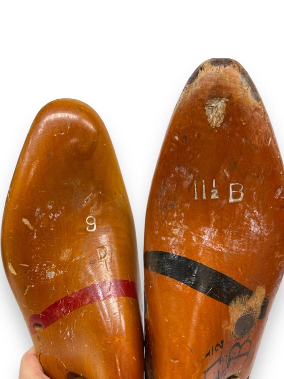 Vintage Wooden Shoe Form Pair, Shoe Tree, Wood Sh… - image 6
