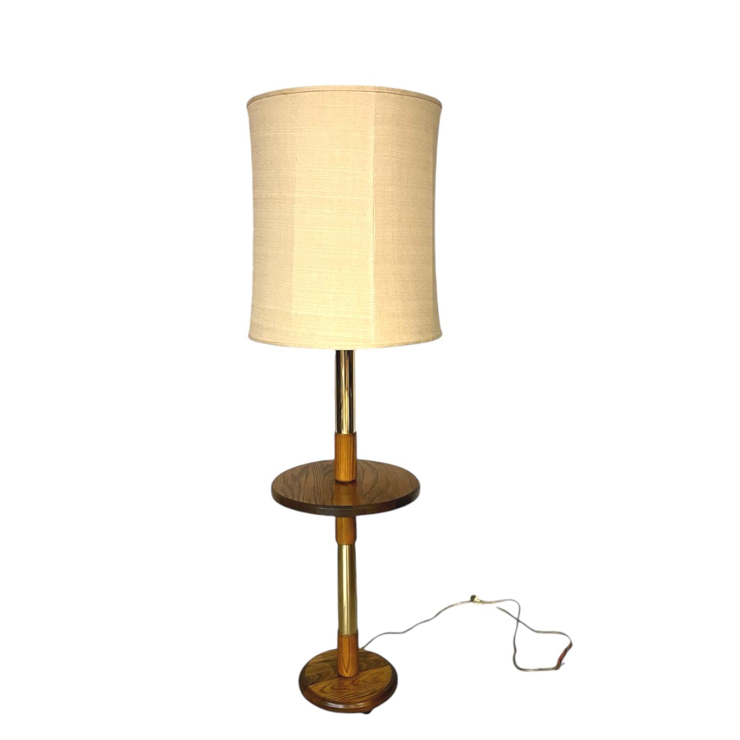 Vintage Floor Lamp With Built in Round Side Table - Mid Vintage Floor Lamp With Built in Round Side Table - Mid