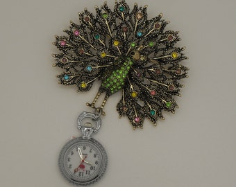 Mehrfarbige Crystal Gold Peacock Brosche Taschenuhr
