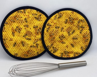 Zwei Topflappen - BIENEN, Bienenstock, Imker, Honig, Wabe, Bienenkorb, retten die Bestäuber