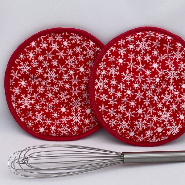 Two Pot Holders - SNOWFLAKES on red or blue, winter, Xmas, Christmas, snow