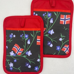 Two Square Pocket Pot Holders - NORWAY, Norwegian flag, Scandinavia, Trondheim, fjords