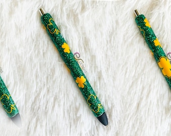 Green Glitter Shamrock Pen | St. Patrick's Day | Epoxy InkJoy Pen | Custom Personalized Pen | Refillable Black Ink Pen | Lucky Pen | Resin