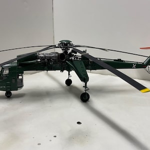 CH-54A Tarhe Sikorsky helicopter---Detailed Scale Model-  1/35 scale