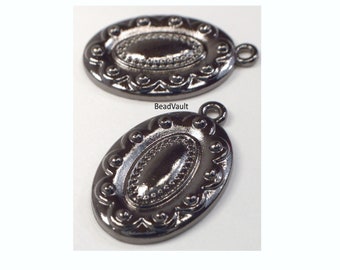Black Oval Frame Charm, Vintage Black Oval Metal Charm, Jewelry Making Supplies, Gunmetal Black Charm For Jewelry Making, Destash (C179)