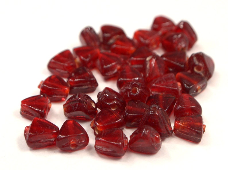 Red Glass Beads 50 Loose Red Beads Deep Red Triangle Beads Etsy