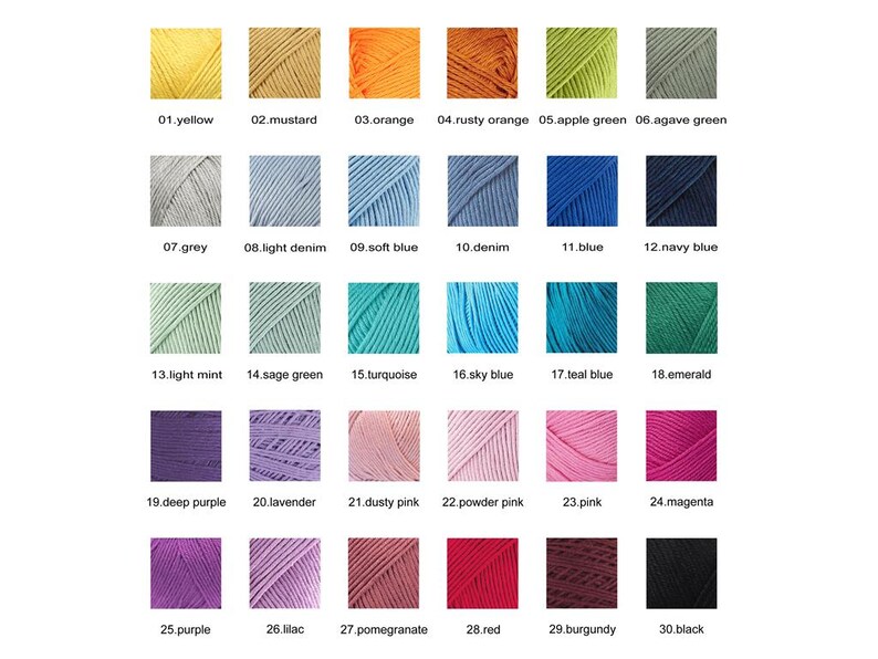 Op de afbeelding: Een kleurenkaart met 30 garenkleuren, waaronder geel, mosterd, oranje, roestoranje, appelgroen, agavegroen, grijs, licht denim, zachtblauw, denim, blauw, marineblauw, lichtmint, saliegroen, turquoise, hemelsblauw, tealblauw, smaragd, donkerpaars, lavendel, poederroze, poederroze, roze, magenta, paars, lila, granaatappel, rood, bordeaux en zwart.