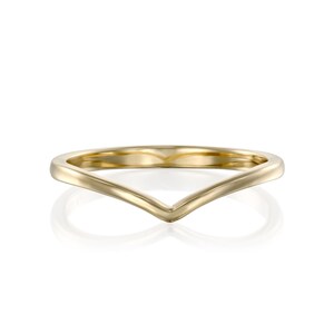 14K Gold Ring, Gold Stacking Ring, Minimalist Wedding Band, Chevron Ring, Thin Gold Ring, Thin Wedding Band, Dainty Wedding Band, Gold Ring