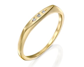 Zarter Diamantring in Gold, Minimalistische Stapelrings