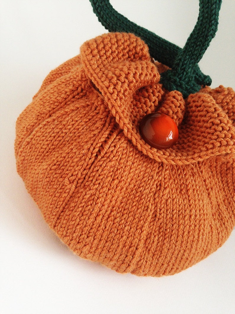 Knitted Pumpkin Bag Pattern. PDF Download to Make Trick or Treat Bag image 4