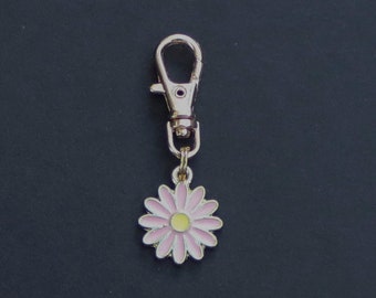 Daisy Zipper Charm-Pink Enamel-Gold Tone-Flat