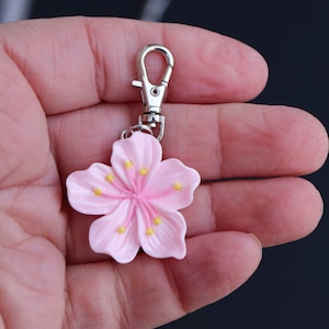 Flower-Hibiscus-Zipper Charm-**RESIN-Silver Clasp-Light Pink-Larger Size