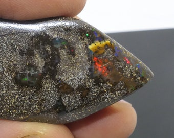 Pendentifs de Boulder Opal Australien / Opal pendentif foré unisex
