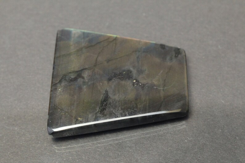 silversmith Yl\u00e4maa,Ylaemaa labradorite,setting genuine Spektrolite cabochon teardrop polished labradorite from Finland
