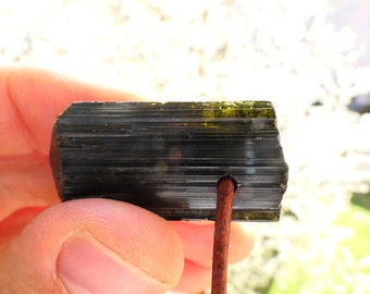 pendentif en cristal tourmaline noir-vert / pendentif en cristal foré