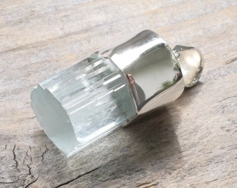 Large natural Aquamarine crystal pendant with 925 silver cap / 14 gr. /gemstone Pendant / boho / unisex pendant  / men's jewelry