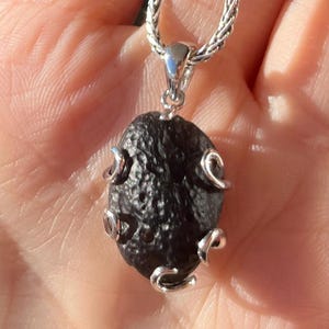 Unisex Genuine A-grade SAFFORDITE CINTAMANI STONE (Arizona) Pseudo-Tektite Crystal | Sterling Silver Rhodium Plated Pendant | Cosmic Power