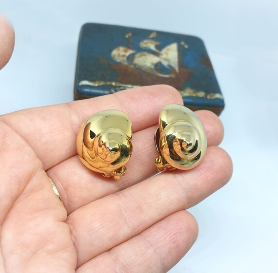 1980s vintage high quality gold tone snail shell … - image 10