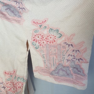 Vintage Japanese silk shibori kimono with landscape scene. Hand dyed cream coloured haori kimono. image 7