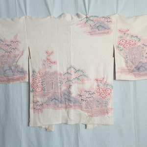 Vintage Japanese silk shibori kimono with landscape scene. Hand dyed cream coloured haori kimono. image 3