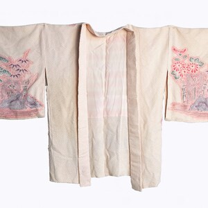 Vintage Japanese silk shibori kimono with landscape scene. Hand dyed cream coloured haori kimono. image 1