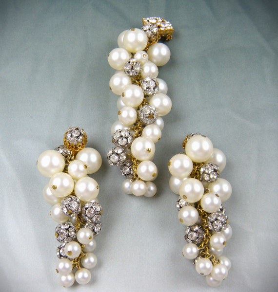 Magnificent Faux Pearl and Rhinestone Set Earring… - image 6