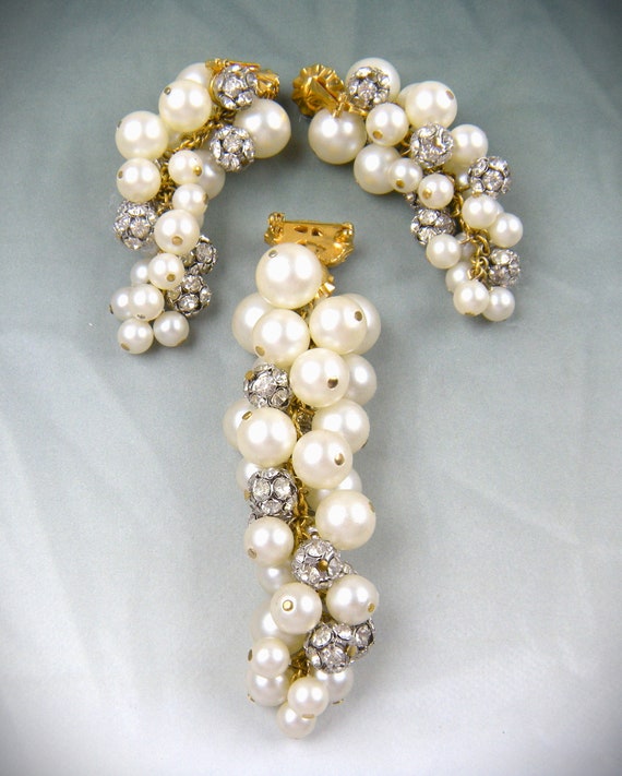 Magnificent Faux Pearl and Rhinestone Set Earring… - image 1
