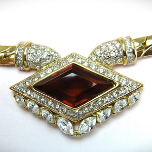Signierte Nina Ricci Vergoldete und Faux Rubin Choker Länge Halskette