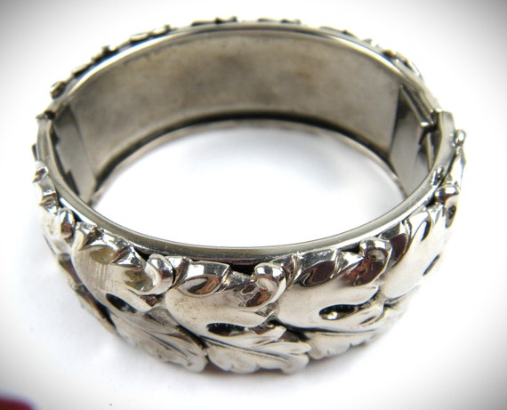 Elaborate Silver Plated Leaf Bangle Bracelet - image 2