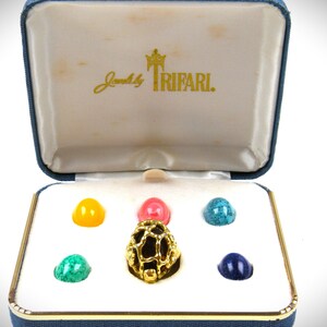 Jewels by Trifari Ring with Interchangeable Cabochons