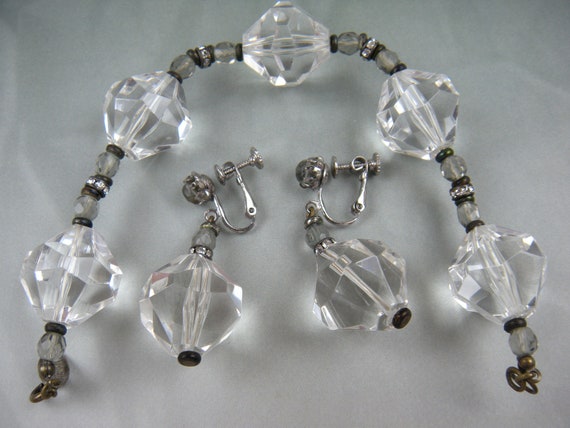 Wonderful Signed Mirian Haskell Lucite Bracelet w… - image 1