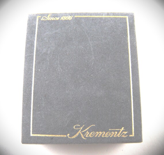 Krementz (Unsigned) Swirl Pin in Original Box - image 4