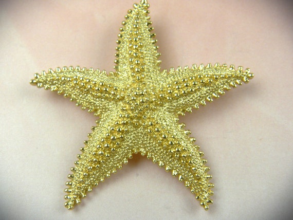 Signed Monet Starfish Brooch - image 2