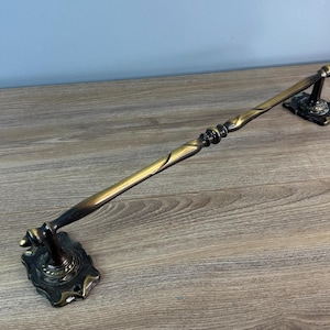 Vintage 20.5 inch Bronze Brass Metal Towel Rack Ring Holder Wall Décor Organization Bathroom Mid Century Hollywood Regency Amerock Gold
