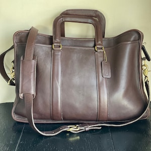 Vintage COACH Maletín grande Mensajero Correa larga Chocolate Cuero Latón Metal C9D 5296 Computadora Trabajo Equipaje Monedero Bolsa