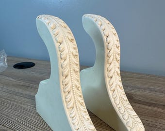 Vintage Ornate Beige White Leaf Curtain Rod Hollywood Regency Royal Set Two pieces RARE Scroll Drapery Bracket Greek Goddess