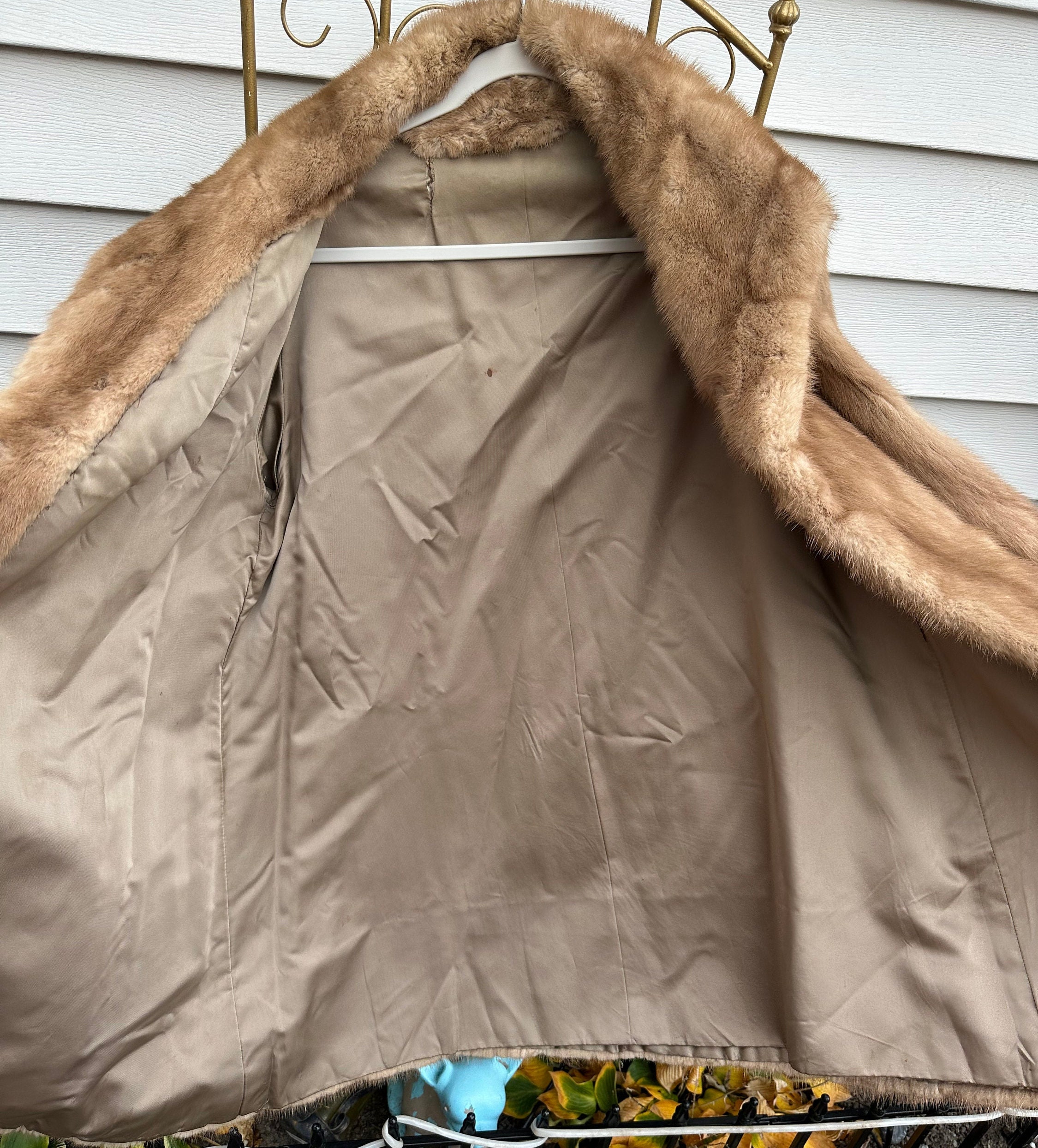 Vintage Mink Fur EMBA the American Mink Autumn Haze Natural Brown