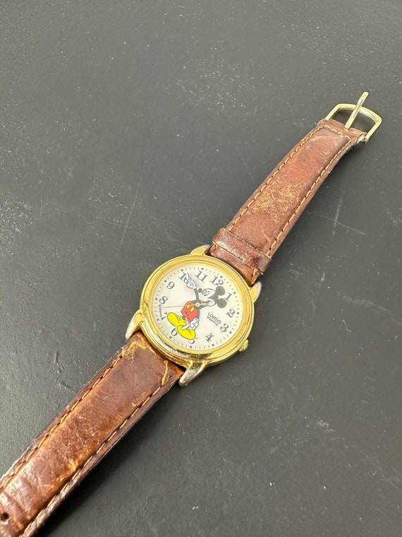 Vintage Mickey Mouse Watch Leather Band Womens Uni