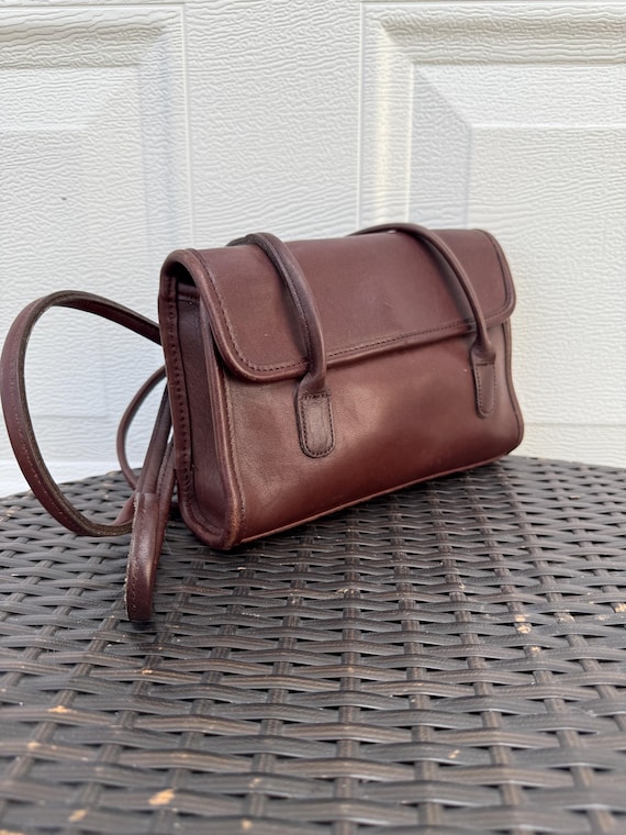 Vintage Coach Laurie Flap Bag Chocolate Brown Leather Shoulder