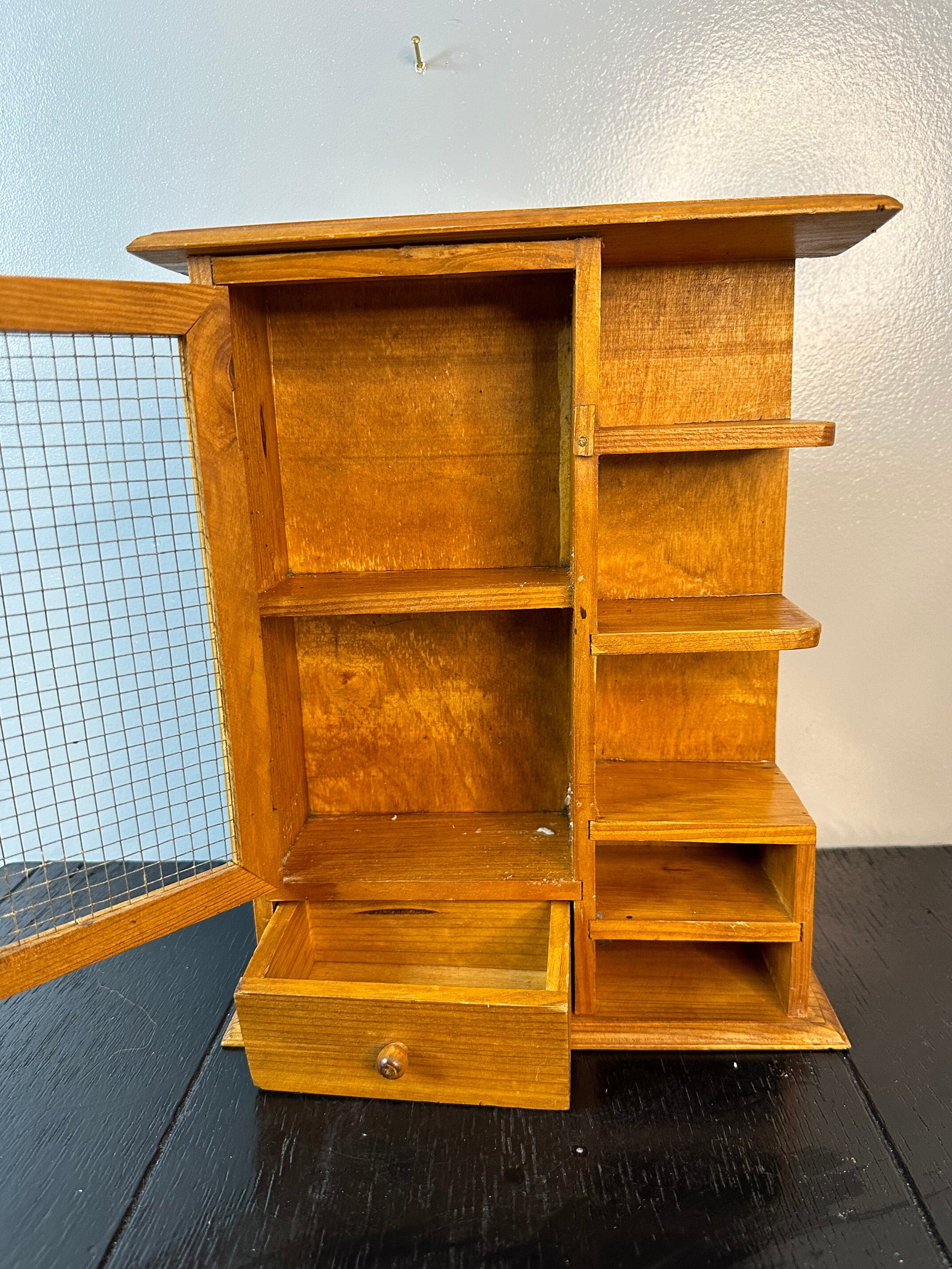 Vintage Light Wood Detailed Primitive Mesh Metal Shelf Vintage Light Wood Detailed Primitive Mesh Metal Shelf