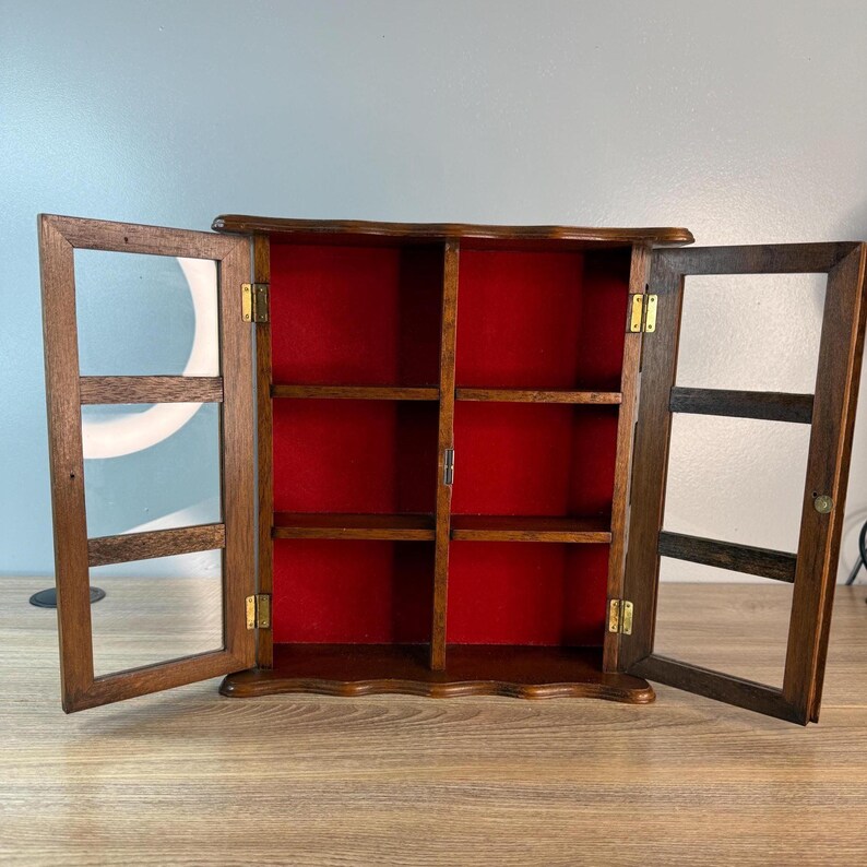 Vintage Wood Royal Victorian Glass Shadow Box Shelf Shelve Curio ...
