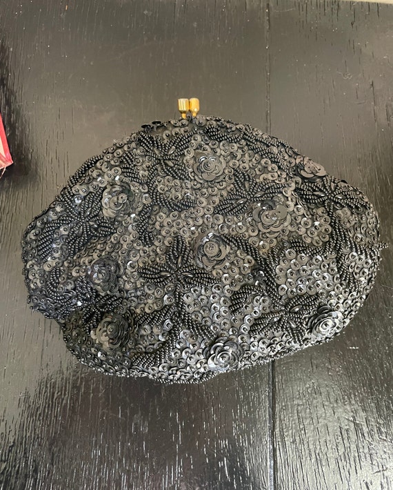 Vintage Clamshell Bag Purse Chain beaded Black Go… - image 2