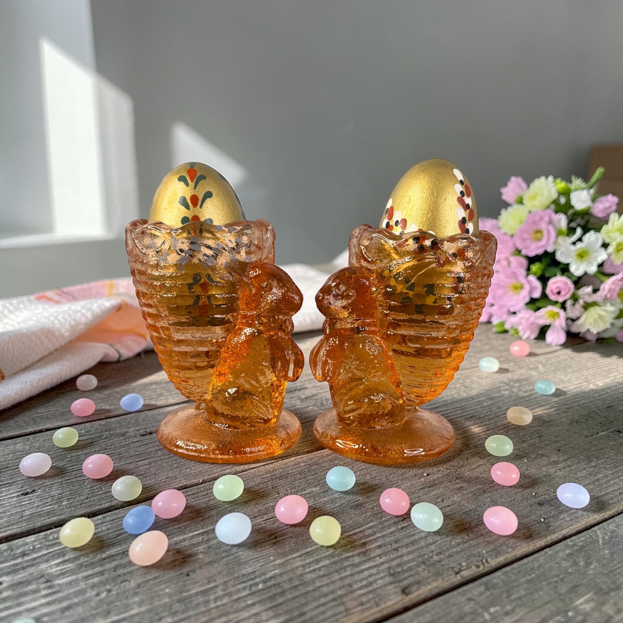 ヴィンテージ　フェントン　うさぎ　エッグカップ　2個 Fenton Rabbit Egg Cups - Etsy