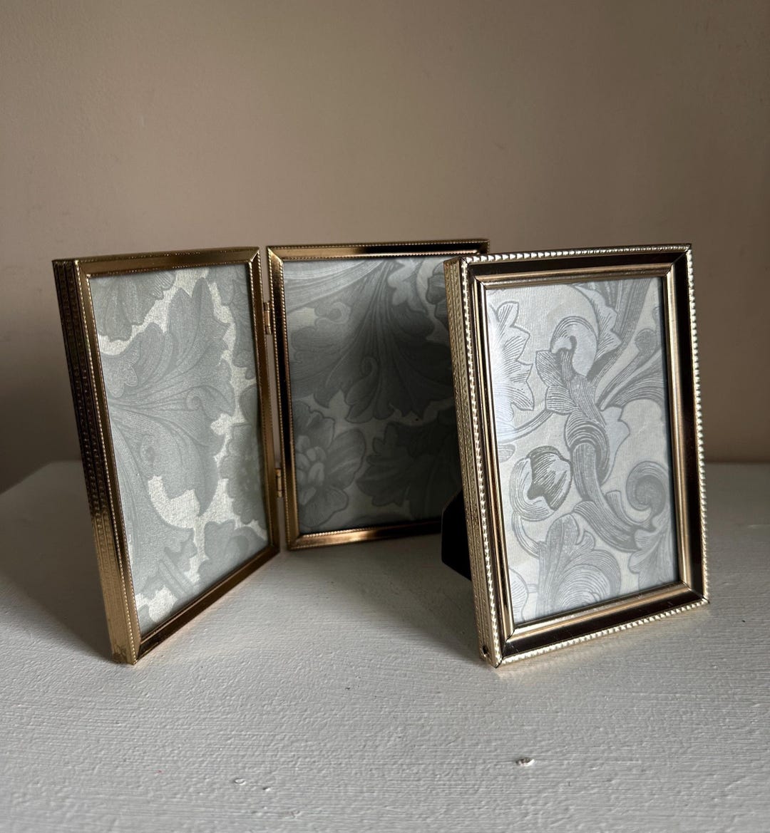 Vintage 3.5x5 Lot Hinged Bifold Ornate Gold Metal Floral Picture Frame ...