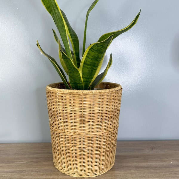 Vintage Wicker Waste Basket Trash Can Planter Plant Pot Holder Bathroom Vanity Toilet Paper Container Rattan Wood Bohemian BoHo