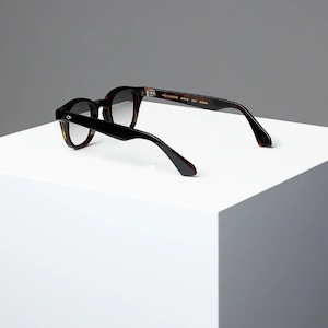Tart Arnel Johnny Depp Style Glasses & Black Tortoise image 2