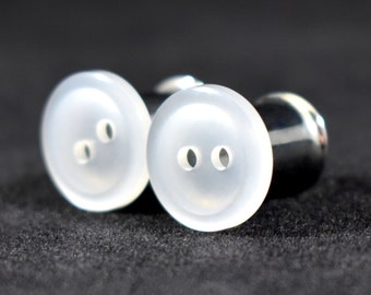 Plugs - Pretty Pearl White Button 2g, 0g, and 00g.