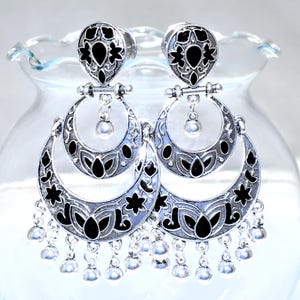 Plugs - Silver & Black Teardrop Dangle Plugs - 0g, 00g, 7/16 in, and 1/2 in